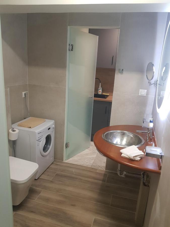 Limonero New City Apartment 2 With Private Parking Лефкада Экстерьер фото